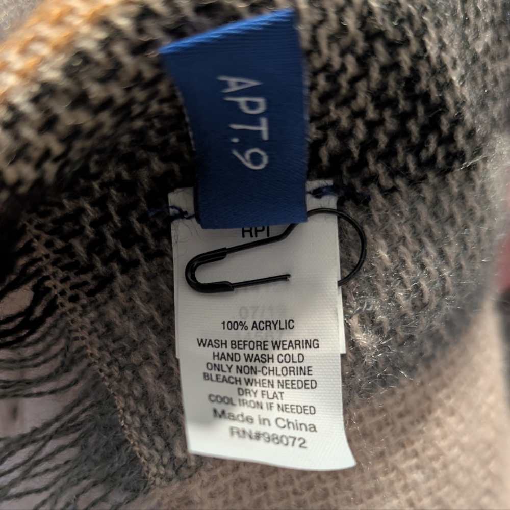 Apt 9 Blanket Scarf Plaid Blush Pink and Black - Picture 7 of 7